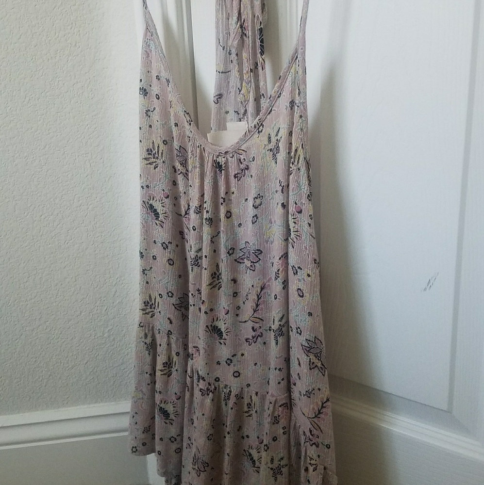 Floral patterned peplum tank